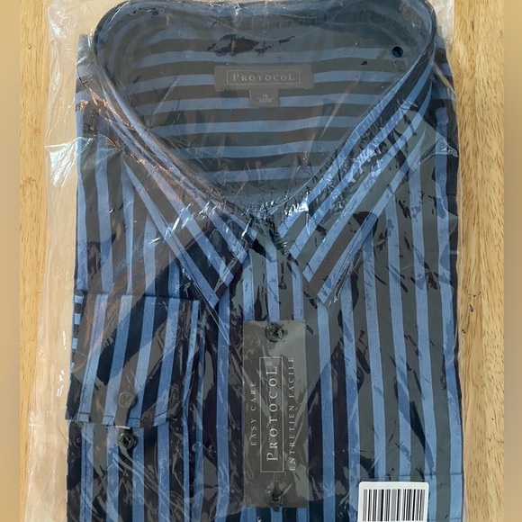 Men’s shirt - Picture 2 of 2